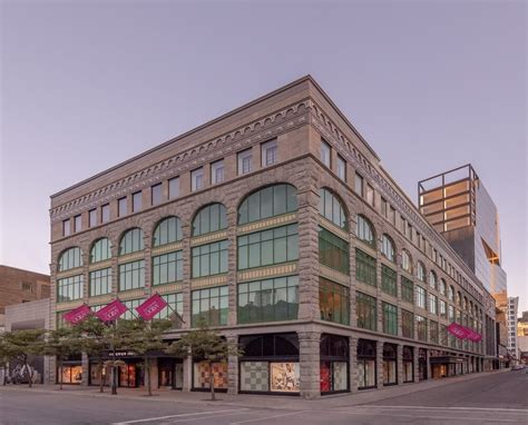 Holt Renfrew Ogilvy Opens All 6 Retail Levels in Montreal [Photos]